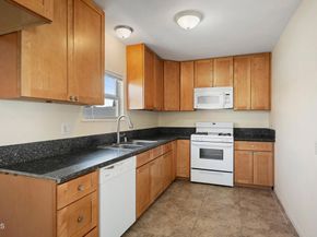 8534 Garden Grove Avenue, Northridge CA 91325