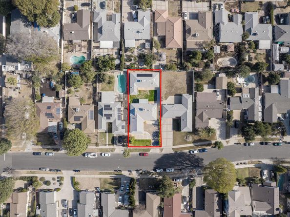 8534 Garden Grove Avenue, Northridge CA 91325