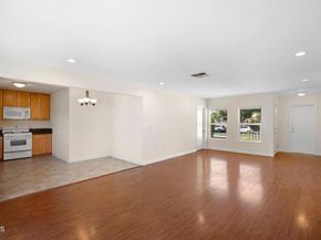 8534 Garden Grove Avenue, Northridge CA 91325