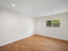 8534 Garden Grove Avenue, Northridge CA 91325