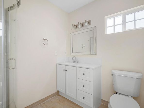 8534 Garden Grove Avenue, Northridge CA 91325
