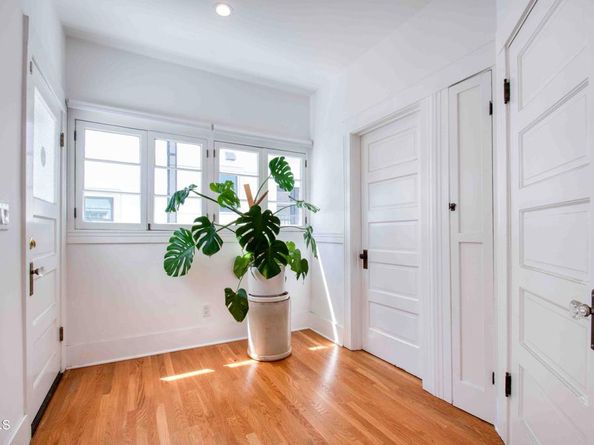 1905 Grace Avenue, Los Angeles CA 90068