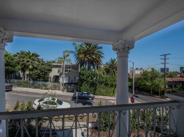 1905 Grace Avenue, Los Angeles CA 90068