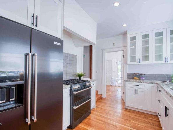1905 Grace Avenue, Los Angeles CA 90068