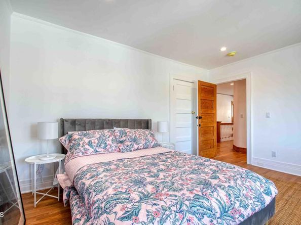1905 Grace Avenue, Los Angeles CA 90068