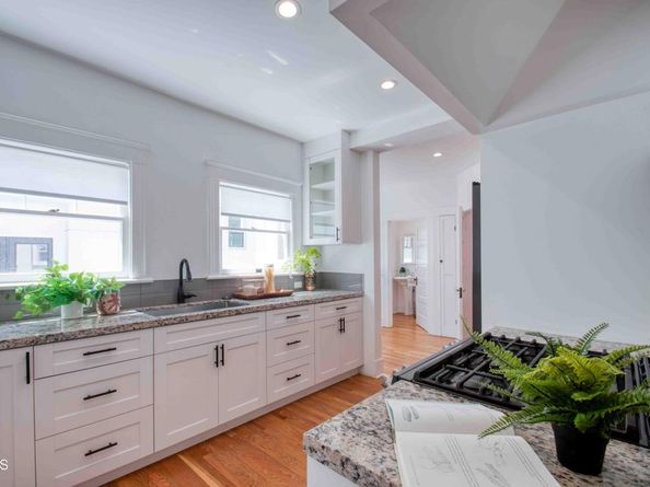 1905 Grace Avenue, Los Angeles CA 90068