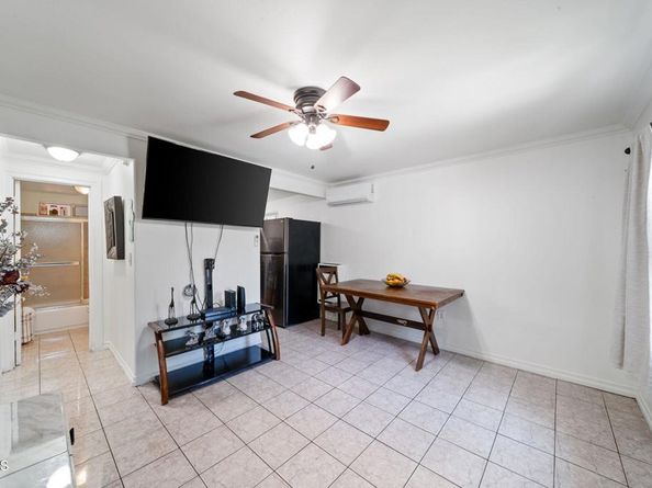 1449 1451 E 75th Street, Los Angeles CA 90001