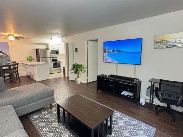 6955 Alvarado Rd 30, San Diego CA 92120