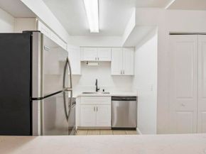 6955 Alvarado Rd 30, San Diego CA 92120