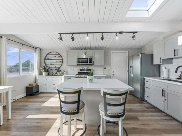 9838 Ivanho Street, Spring Valley CA 91977