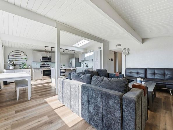 9838 Ivanho Street, Spring Valley CA 91977