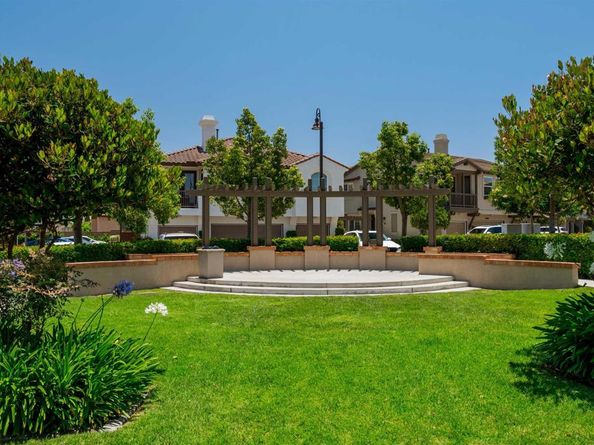 283 Aventura Dr 12, Chula Vista CA 91914