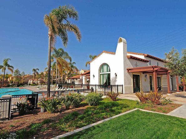 283 Aventura Dr 12, Chula Vista CA 91914