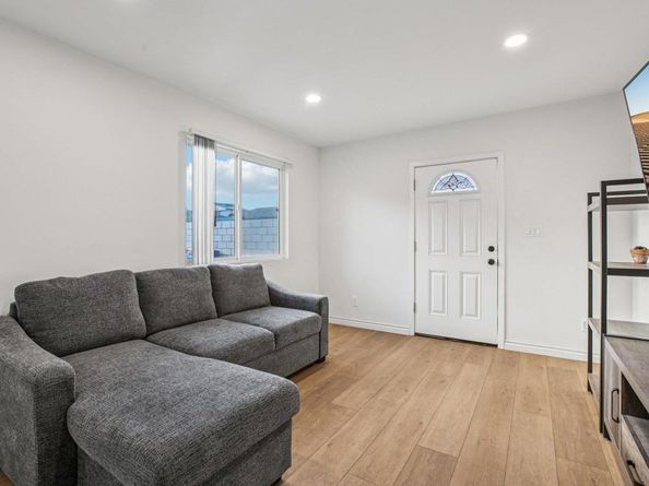 722 S 42nd Street, San Diego CA 92113