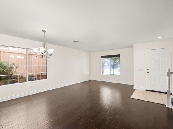 343 La Purisma Way, Oceanside CA 92057
