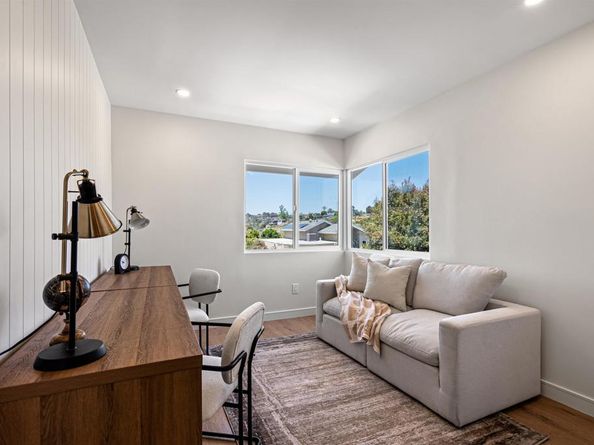 4687 Murat Ct, San Diego CA 92117