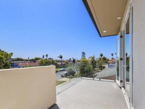 1270 Emerald Street, San Diego CA 92109