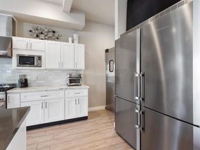 1270 Emerald Street, San Diego CA 92109