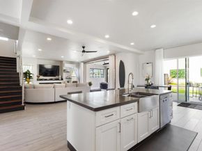 1270 Emerald Street, San Diego CA 92109