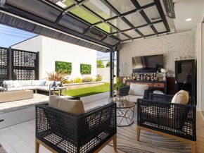 1270 Emerald Street, San Diego CA 92109
