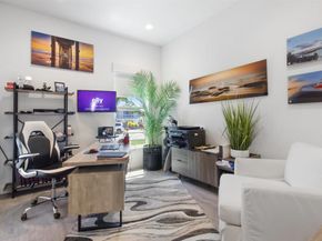 1270 Emerald Street, San Diego CA 92109