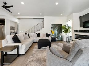 1270 Emerald Street, San Diego CA 92109