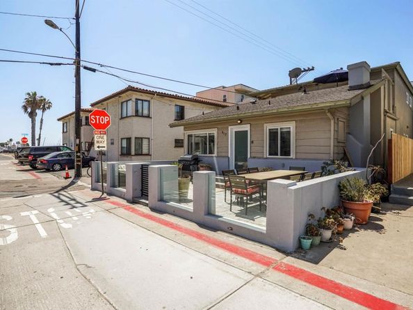 3492 Bayside Lane, San Diego CA 92109