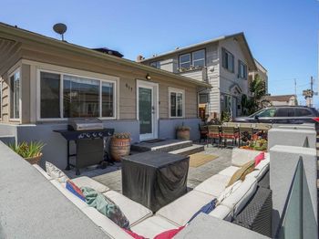 3492 Bayside Lane