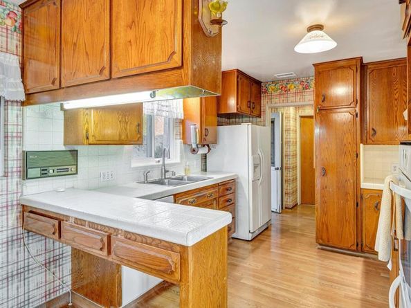 1106 Dawnridge Avenue, El Cajon CA 92021