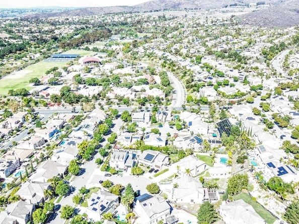 2790 SILVER OAK Court, Chula Vista CA 91914