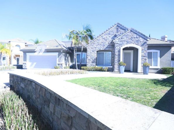 2790 SILVER OAK Court, Chula Vista CA 91914