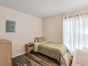 2528 White Oak Place 5, Escondido CA 92027