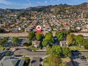 2528 White Oak Place 5, Escondido CA 92027