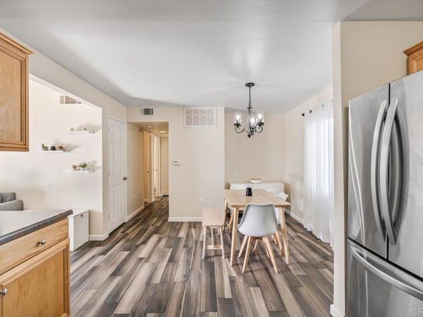 2528 White Oak Place 5, Escondido CA 92027