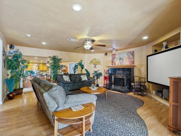 10880 Hess Drive, La Mesa CA 91941