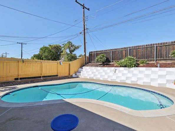 6642 Eldridge Street, San Diego CA 92120