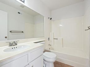 707 Eastshore Terr 26, Chula Vista CA 91913