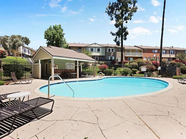 11935 Royal Rd E, El Cajon CA 92021