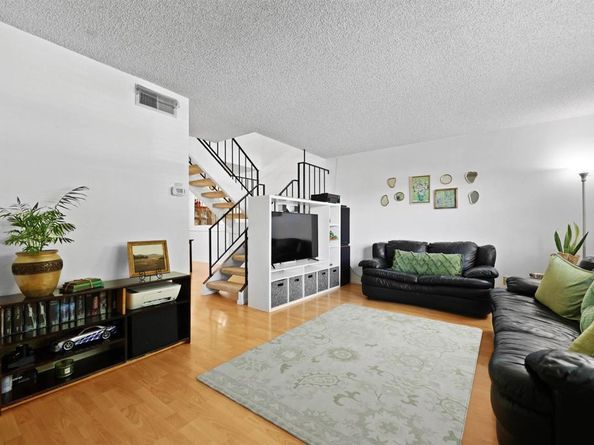 11935 Royal Rd E, El Cajon CA 92021