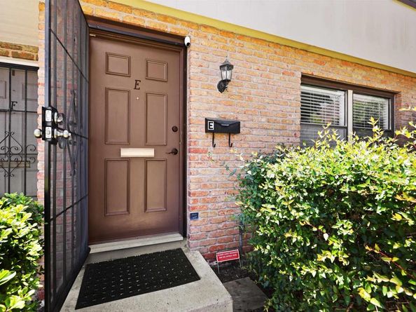 11935 Royal Rd E, El Cajon CA 92021