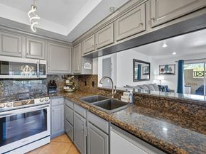 2083 Lakeridge Circle 104, Chula Vista CA 91913