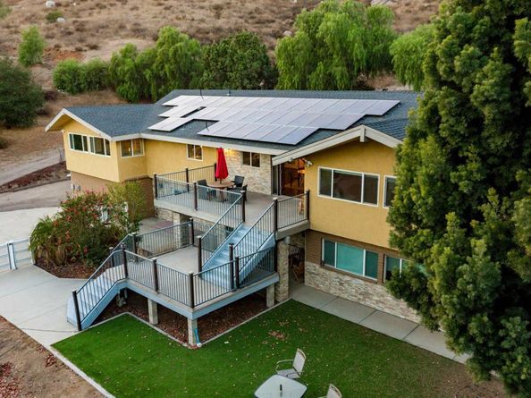 2846 Willow Glen Dr, El Cajon CA 92019