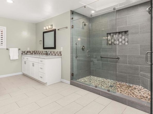 2846 Willow Glen Dr, El Cajon CA 92019