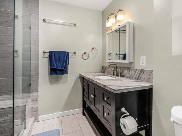 2846 Willow Glen Dr, El Cajon CA 92019