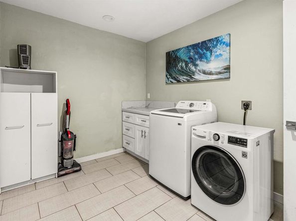 2846 Willow Glen Dr, El Cajon CA 92019