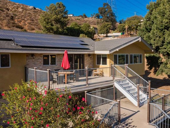 2846 Willow Glen Dr, El Cajon CA 92019