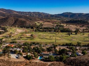 2846 Willow Glen Dr, El Cajon CA 92019