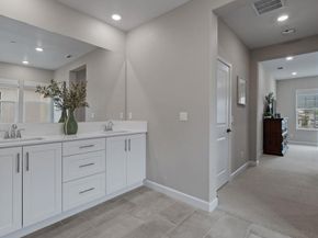 21541 Trail Blazer Lane, Escondido CA 92029
