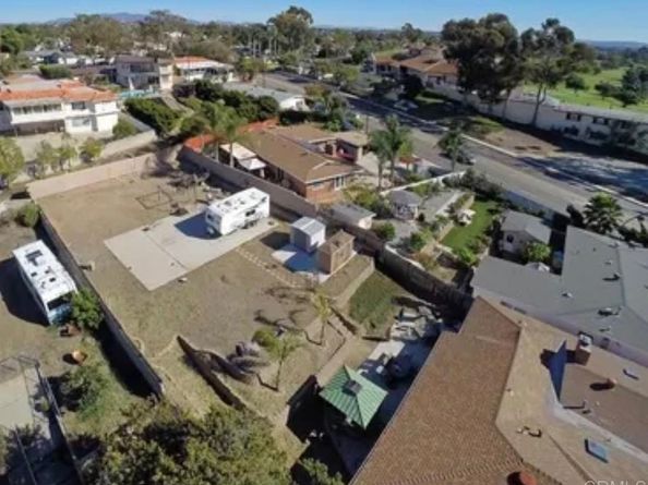 881 First Avenue, Chula Vista CA 91911