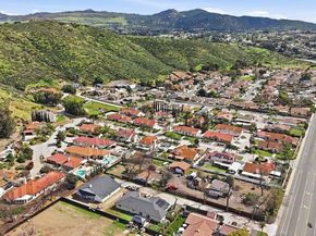 9391 Los Coches Road, Lakeside CA 92040